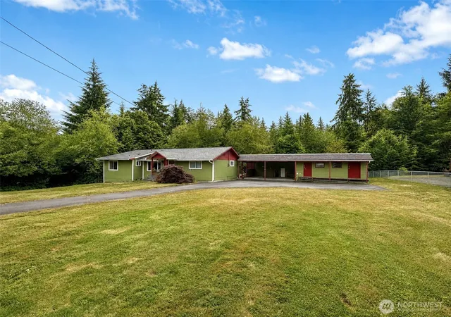 Photo 2 of Sale Pending at 202 Old Hill Rd, Aberdeen, WA 98520 | MLS# NWM2571149 | Listing updated on 2026-09-23