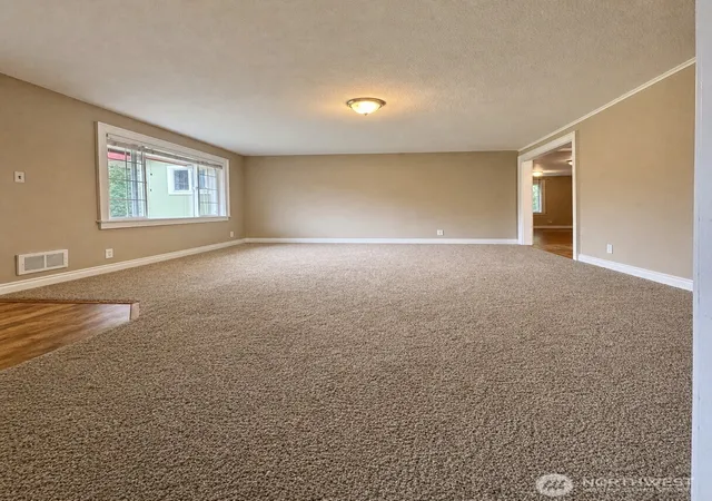 Photo 4 of Sale Pending at 202 Old Hill Rd, Aberdeen, WA 98520 | MLS# NWM2571149 | Listing updated on 2026-09-23