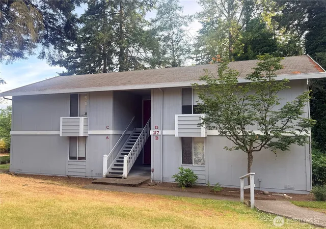 Multi family home for sale at 27 S 342nd Place, Federal Way, WA 98003 | MLS# NWM2571153