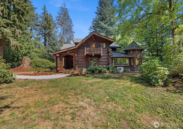 Photo 2 of Sale Pending at 6417 113th Avenue Ne, Lake Stevens, WA 98258 | MLS# NWM2571174 | Listing updated on 2026-09-29