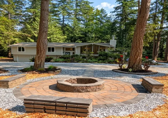 Photo 3 of Single family home for sale at 25120 SE 14th Street, Sammamish, WA 98075 | MLS# NWM2571217 | Listing updated on 2026-09-29