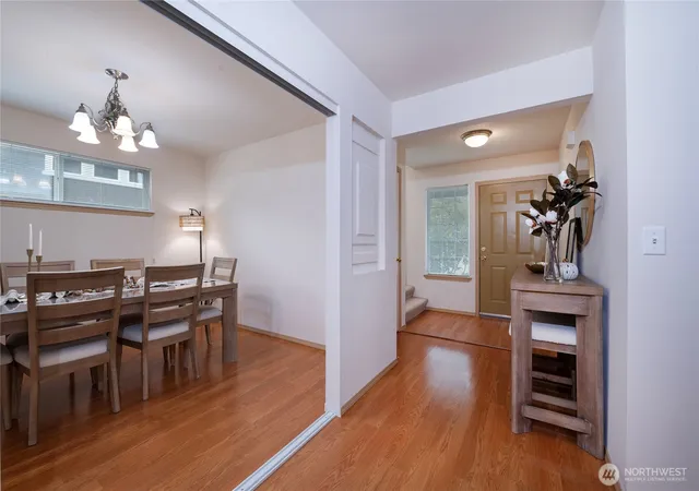 Photo 3 of Single family home for sale at 926 99Th St Sw, Everett, WA 98204 | MLS# NWM2571226 | Listing updated on 2026-09-25