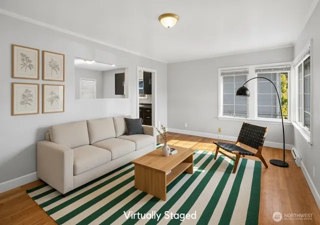 Photo 2 of Single family home for sale at 346 Pelly Ave N, Renton, WA 98057 | MLS# NWM2571253 | Listing updated on 2026-09-24