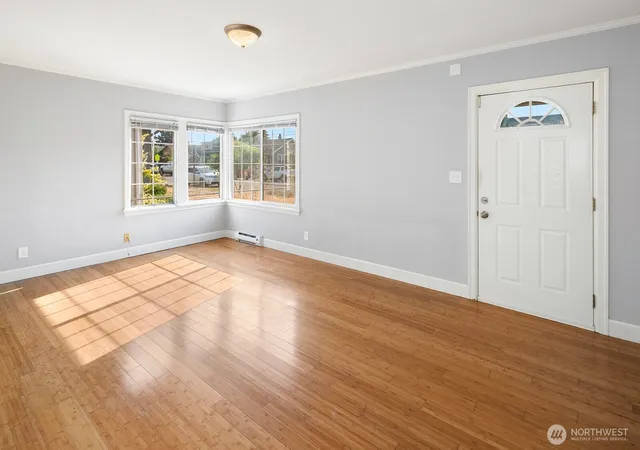 Photo 3 of Single family home for sale at 346 Pelly Ave N, Renton, WA 98057 | MLS# NWM2571253 | Listing updated on 2026-09-24