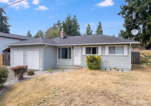 Photo 2 of Single family home for sale at 29513 39th Ave S, Auburn, WA 98001 | MLS# NWM2571267 | Listing updated on 2026-09-27