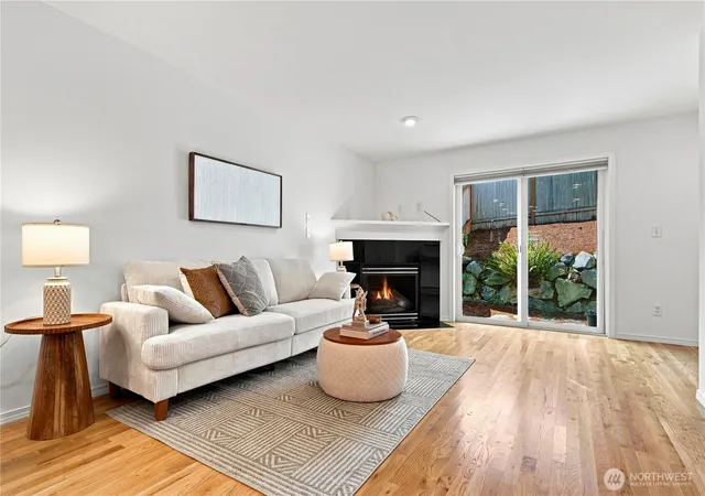 Photo 2 of Townhouse for sale at 12307 10Th Pl Ne #Unit C, Seattle, WA 98125 | MLS# NWM2571273 | Listing updated on 2026-09-25