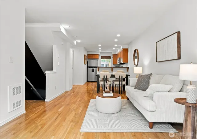 Photo 4 of Townhouse for sale at 12307 10Th Pl Ne #Unit C, Seattle, WA 98125 | MLS# NWM2571273 | Listing updated on 2026-09-25