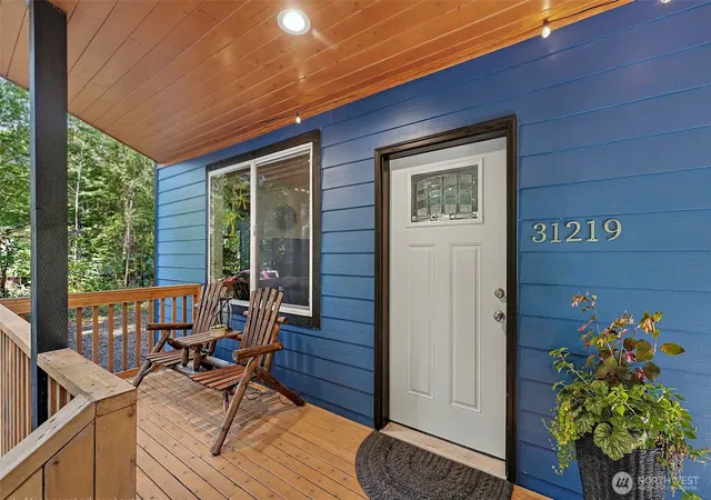 Photo 3 of Single family home for sale at 31219 555th Street E, Ashford, WA 98304 | MLS# NWM2571280 | Listing updated on 2026-09-29