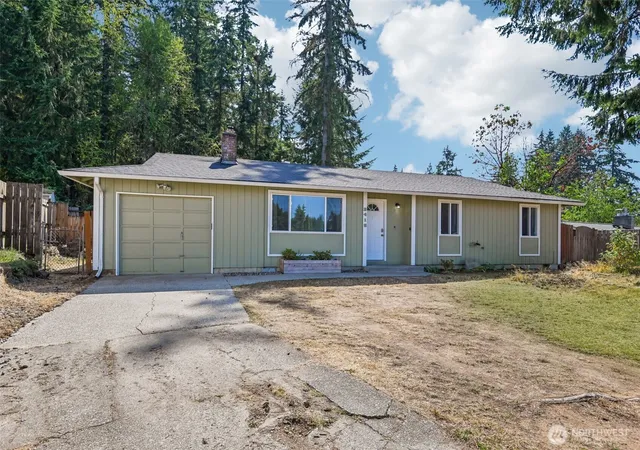 Photo 3 of Single family home for sale at 3418 Se Azalea Ave, Port Orchard, WA 98366 | MLS# NWM2571282 | Listing updated on 2026-09-28