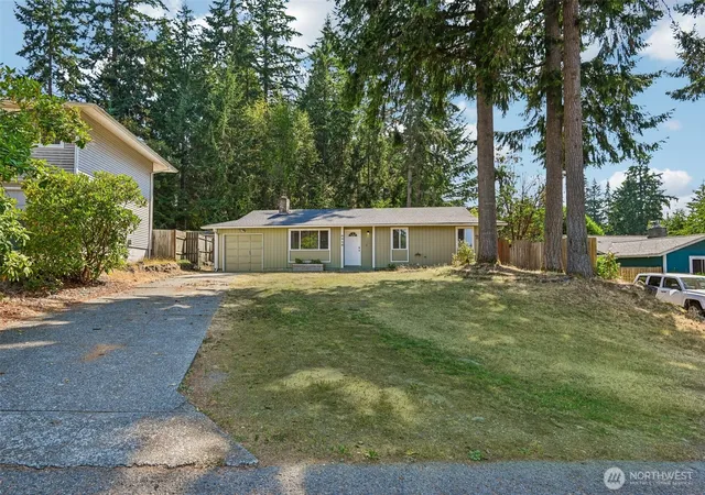 Photo 3 of Single family home for sale at 3418 Se Azalea Ave, Port Orchard, WA 98366 | MLS# NWM2571282 | Listing updated on 2026-09-28