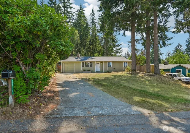 Photo 4 of Single family home for sale at 3418 Se Azalea Ave, Port Orchard, WA 98366 | MLS# NWM2571282 | Listing updated on 2026-09-28