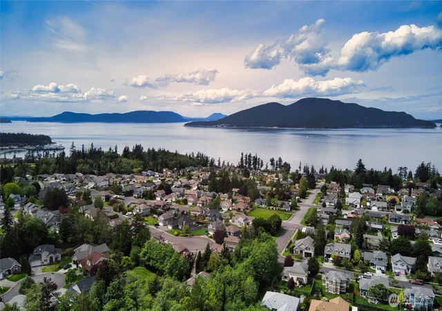 Photo 1 of Land for sale at 2016 Kansas Ave, Anacortes, WA 98221 | MLS# NWM2571283 | Listing updated on 2026-09-25