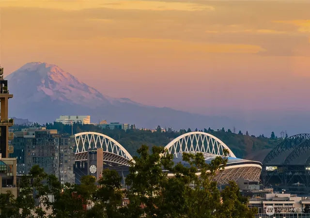 Photo 2 of Sale Pending at 2000 1st Avenue #1003, Seattle, WA 98121 | MLS# NWM2571294 | Listing updated on 2026-09-30