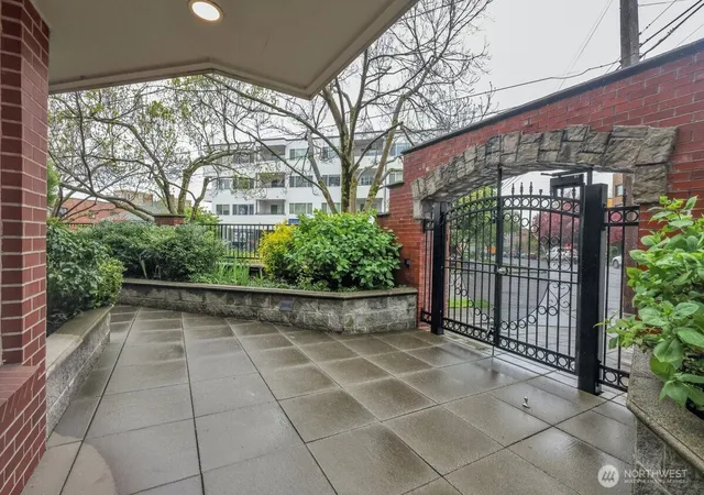 Photo 3 of Condo for sale at 530 4th Avenue W #410, Seattle, WA 98119 | MLS# NWM2571297 | Listing updated on 2026-09-25