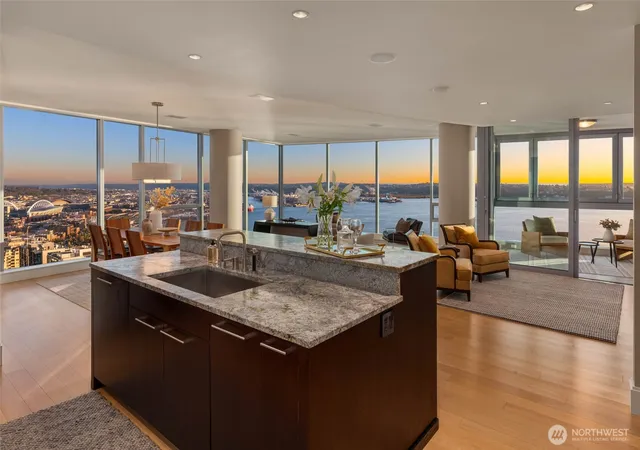 Photo 3 of Sale Pending at 1521 2nd Avenue #3303, Seattle, WA 98101 | MLS# NWM2571302 | Listing updated on 2026-10-01
