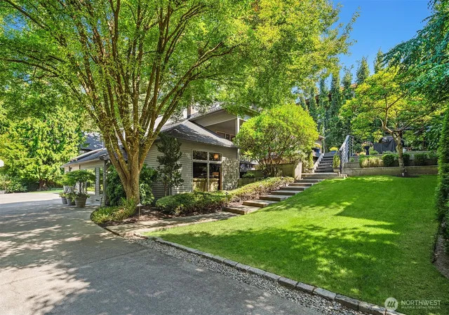 Photo 1 of Single family home for sale at 4330 W Cramer St, Seattle, WA 98199 | MLS# NWM2571314 | Listing updated on 2026-09-25