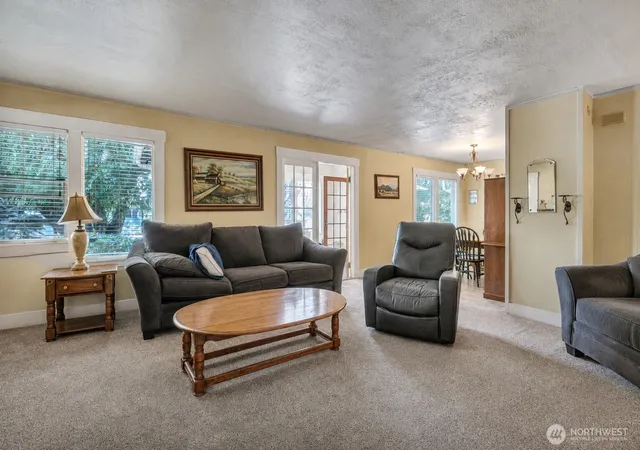 Photo 3 of Single family home for sale at 1002 21st Street Se, Auburn, WA 98002 | MLS# NWM2571315 | Listing updated on 2026-09-25
