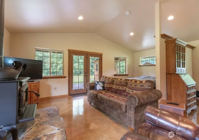 Photo 4 of Single family home for sale at 2298 Undie Rd, Forks, WA 98331 | MLS# NWM2571325 | Listing updated on 2026-09-25