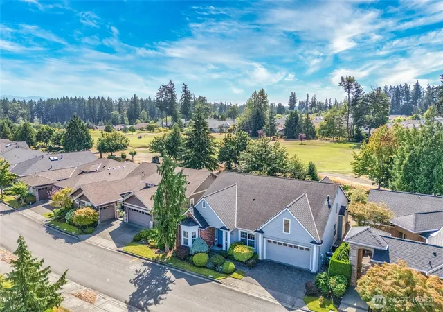 Photo 3 of Sale Pending at 23001 Ne 127th Way, Redmond, WA 98053 | MLS# NWM2571332 | Listing updated on 2026-09-25