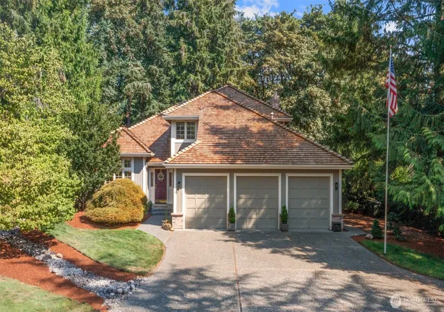 Photo 1 of Single family home for sale at 13022 205th Place SE, Issaquah, WA 98027 | MLS# NWM2571337 | Listing updated on 2026-10-01