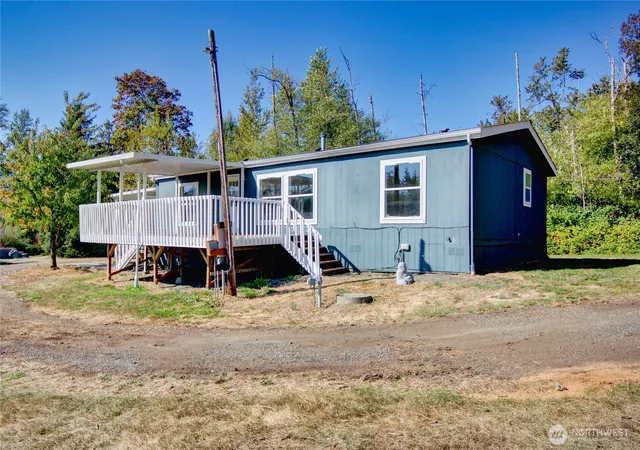 Photo 2 of Manufactured home for sale at 1877 Old Hwy 99 N Rd, Burlington, WA 98233 | MLS# NWM2571338 | Listing updated on 2026-09-28