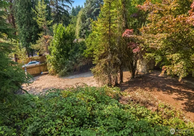 Photo 4 of Sale Pending at 2843 140Th Ave Ne, Bellevue, WA 98005 | MLS# NWM2571345 | Listing updated on 2026-09-23