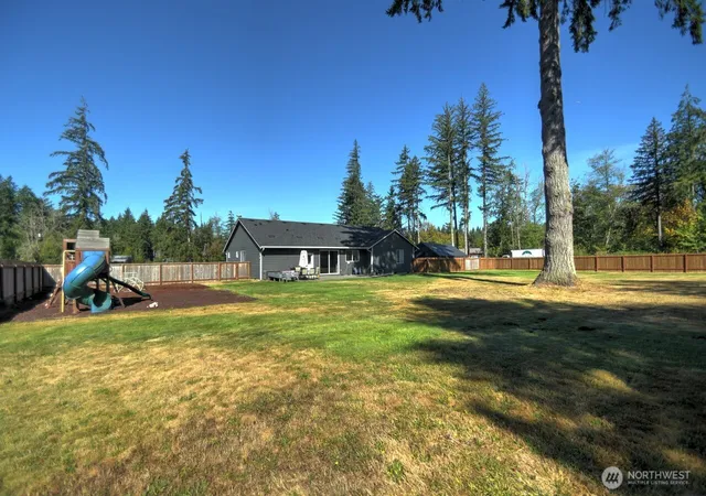 Photo 4 of Single family home for sale at 14120 Englund Ln Sw, Tenino, WA 98589 | MLS# NWM2571353 | Listing updated on 2026-09-25