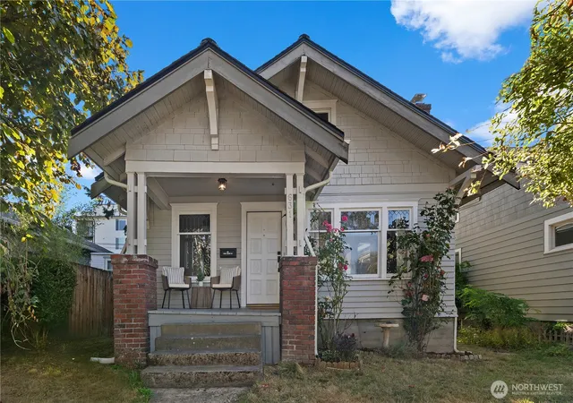Photo 1 of Single family home for sale at 631 N Steele St, Tacoma, WA 98406 | MLS# NWM2571357 | Listing updated on 2026-10-01