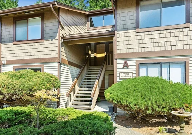 Photo 3 of Sale Pending at 705 143rd Ave Ne #A2, Bellevue, WA 98007 | MLS# NWM2571361 | Listing updated on 2026-10-02