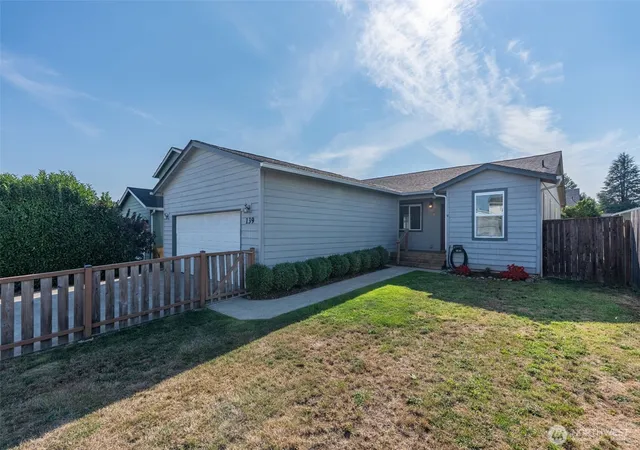 Photo 3 of Single family home for sale at 139 Hannah Ln, Chehalis, WA 98532 | MLS# NWM2571363 | Listing updated on 2026-09-30