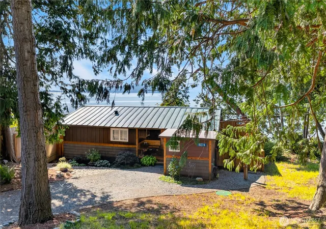 Photo 1 of Single family home for sale at 18274 Capet Zalsiluce Rd, La Conner, WA 98257 | MLS# NWM2571403 | Listing updated on 2026-09-29