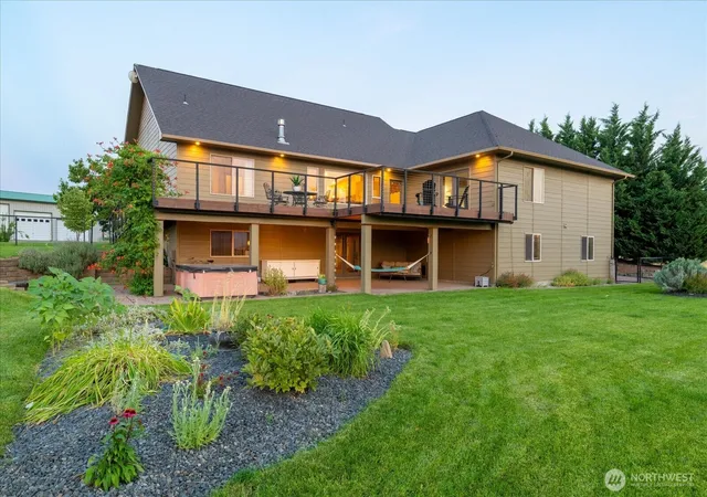 Photo 2 of Single family home for sale at 9334 N Cyn View Pr Ne, Benton City, WA 99320 | MLS# NWM2571412 | Listing updated on 2026-09-25