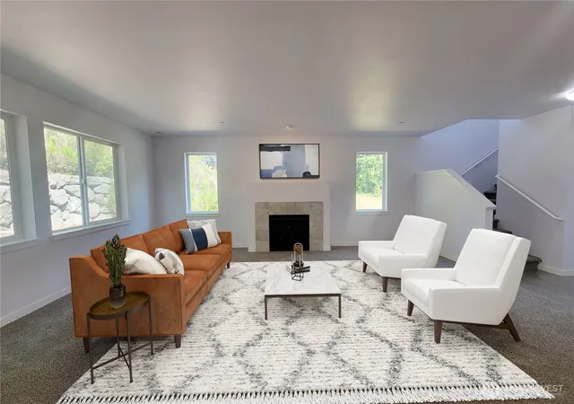 Photo 3 of Single family home for sale at 5112 Bear Paw Ct Nw, Silverdale, WA 98383 | MLS# NWM2571415 | Listing updated on 2026-09-23