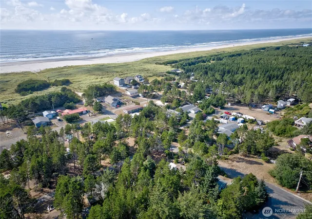 Photo 4 of Manufactured home for sale at 27914 K Ln, Ocean Park, WA 98640 | MLS# NWM2571418 | Listing updated on 2026-09-25