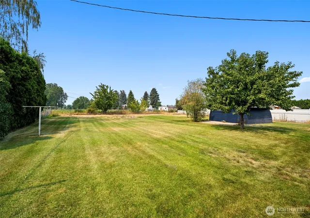 Photo 3 of Single family home for sale at 70 Sherry Ave, Naches, WA 98937 | MLS# NWM2571422 | Listing updated on 2026-09-25
