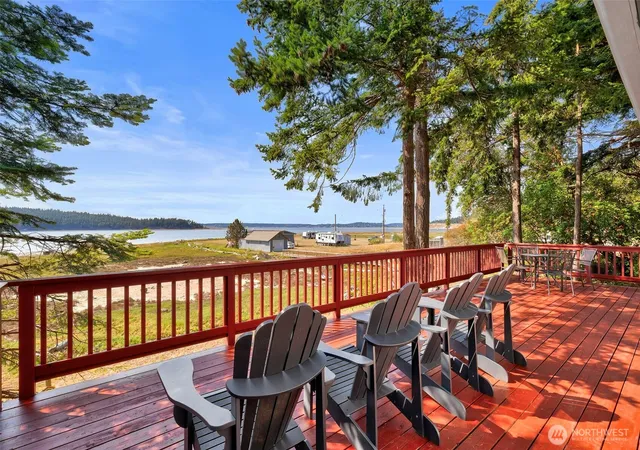 Photo 1 of Single family home for sale at 564 Mumby Rd, Nordland, WA 98358 | MLS# NWM2571444 | Listing updated on 2026-09-25