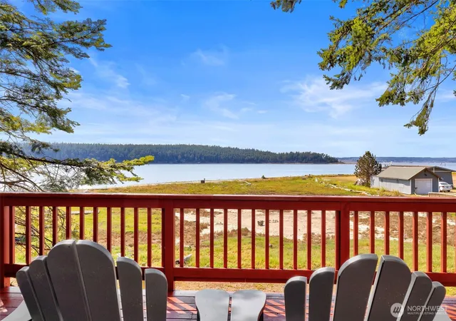 Photo 4 of Single family home for sale at 564 Mumby Rd, Nordland, WA 98358 | MLS# NWM2571444 | Listing updated on 2026-09-25
