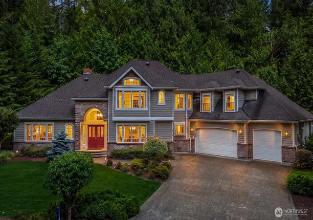 Photo 1 of Sale Pending at 15118 262nd Avenue Se, Issaquah, WA 98027 | MLS# NWM2571449 | Listing updated on 2026-09-21