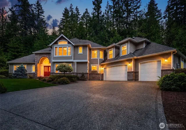 Photo 2 of Sale Pending at 15118 262nd Avenue Se, Issaquah, WA 98027 | MLS# NWM2571449 | Listing updated on 2026-09-21