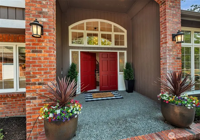 Photo 3 of Sale Pending at 12914 182Nd Ave Ne, Redmond, WA 98052 | MLS# NWM2571450 | Listing updated on 2026-09-06