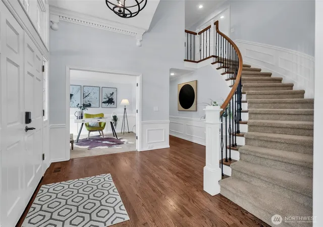 Photo 4 of Sale Pending at 12914 182Nd Ave Ne, Redmond, WA 98052 | MLS# NWM2571450 | Listing updated on 2026-09-06