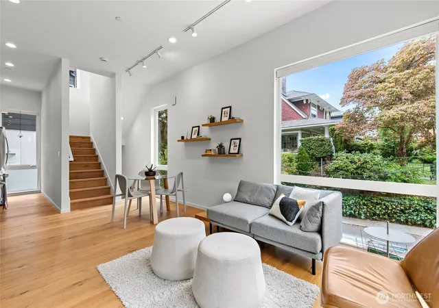 Photo 4 of Townhouse for sale at 637 13th Avenue E, Seattle, WA 98102 | MLS# NWM2571455 | Listing updated on 2026-09-24
