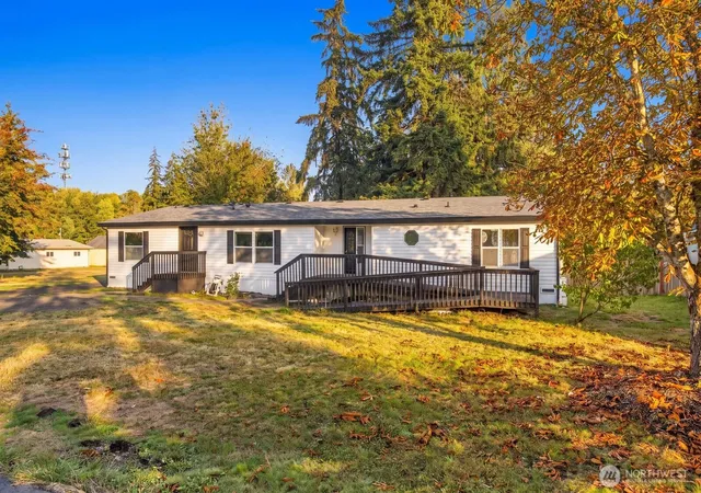 Photo 1 of Manufactured home for sale at 5320 Erlands Point Rd NW, Bremerton, WA 98312 | MLS# NWM2571474 | Listing updated on 2026-10-22