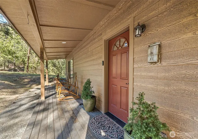Photo 2 of Sale Pending at 31297 Dodd Crk Ln E, Davenport, WA 99122 | MLS# NWM2571511 | Listing updated on 2026-09-25