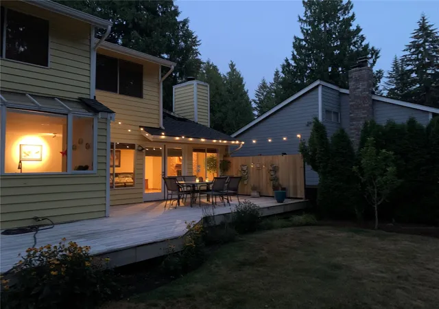 Photo 2 of Single family home for sale at 2837 220th Place Ne, Sammamish, WA 98074 | MLS# NWM2571524 | Listing updated on 2026-10-02