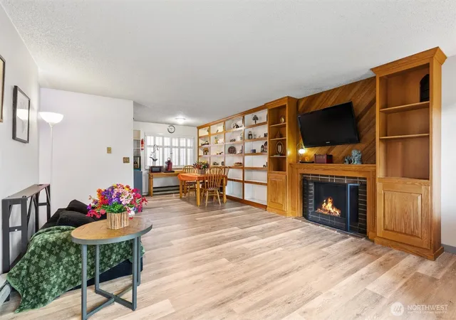 Photo 4 of Condo for sale at 8823 Holly Dr #L101, Everett, WA 98208 | MLS# NWM2571550 | Listing updated on 2026-09-25