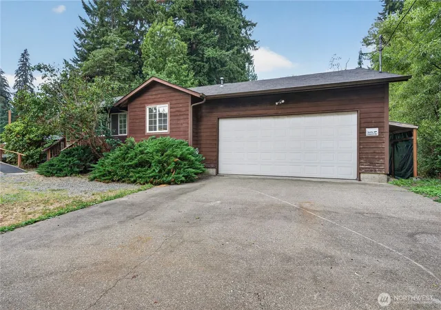 Photo 2 of Sale Pending at 17213 120th Pl Ne, Arlington, WA 98223 | MLS# NWM2571576 | Listing updated on 2026-09-22