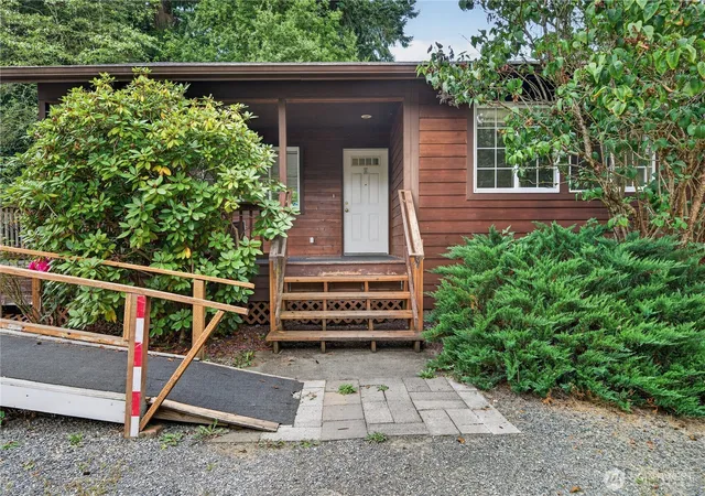 Photo 3 of Sale Pending at 17213 120th Pl Ne, Arlington, WA 98223 | MLS# NWM2571576 | Listing updated on 2026-09-22
