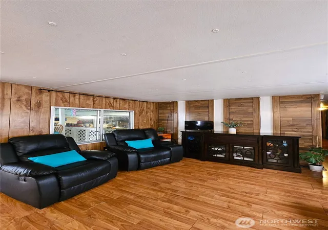 Photo 3 of Manufactured home for sale at 159 136th Street S #15, Tacoma, WA 98444 | MLS# NWM2571578 | Listing updated on 2026-09-25