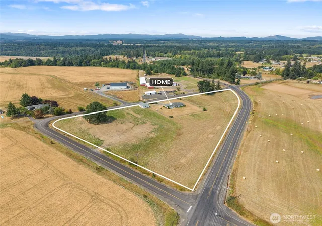 Photo 4 of Single family home for sale at 117 Plomondon Rd, Toledo, WA 98591 | MLS# NWM2571599 | Listing updated on 2026-09-25